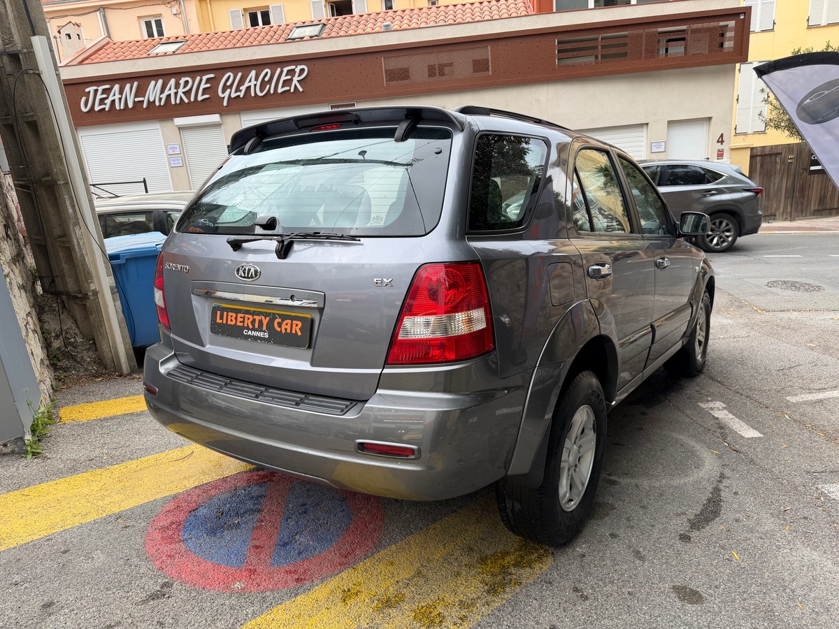 Kia Sorento 2.5 CRDI 140 CV / 4WD / 1er Main / Km Réel / Clim / Moteur à Chaine