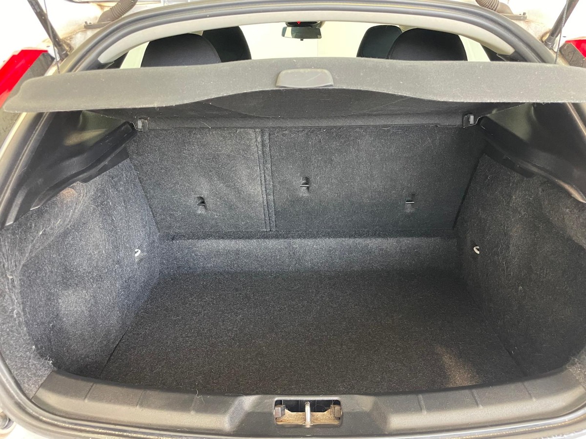 Volvo V40 1.6 D  115 KINETIC  PREMIERE MAIN