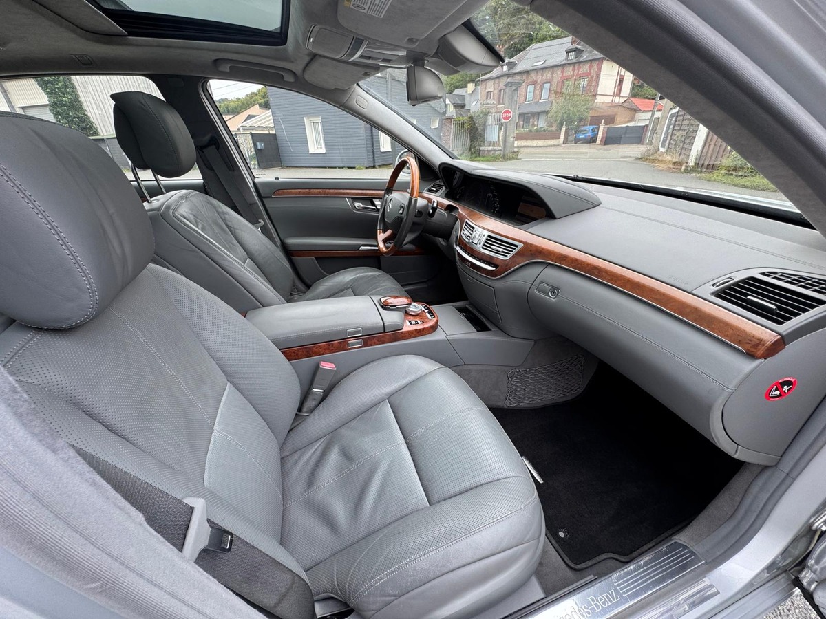 Mercedes-Benz Classe S 600 v12 5.5 517cv - Boite automatique - garantie
