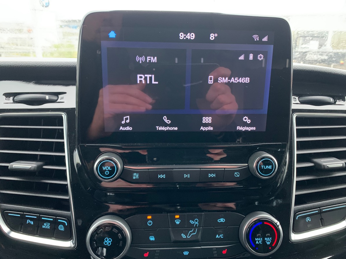 Ford TRANSIT CUSTOM FG 280 L1H1 2.0 130 LIMITED | Marches pieds | Attelage | Régulateur vitesse