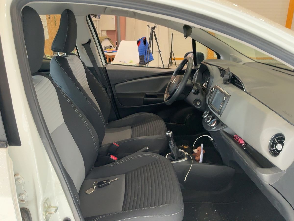 Toyota Yaris III 1.0 VVTi 72 France