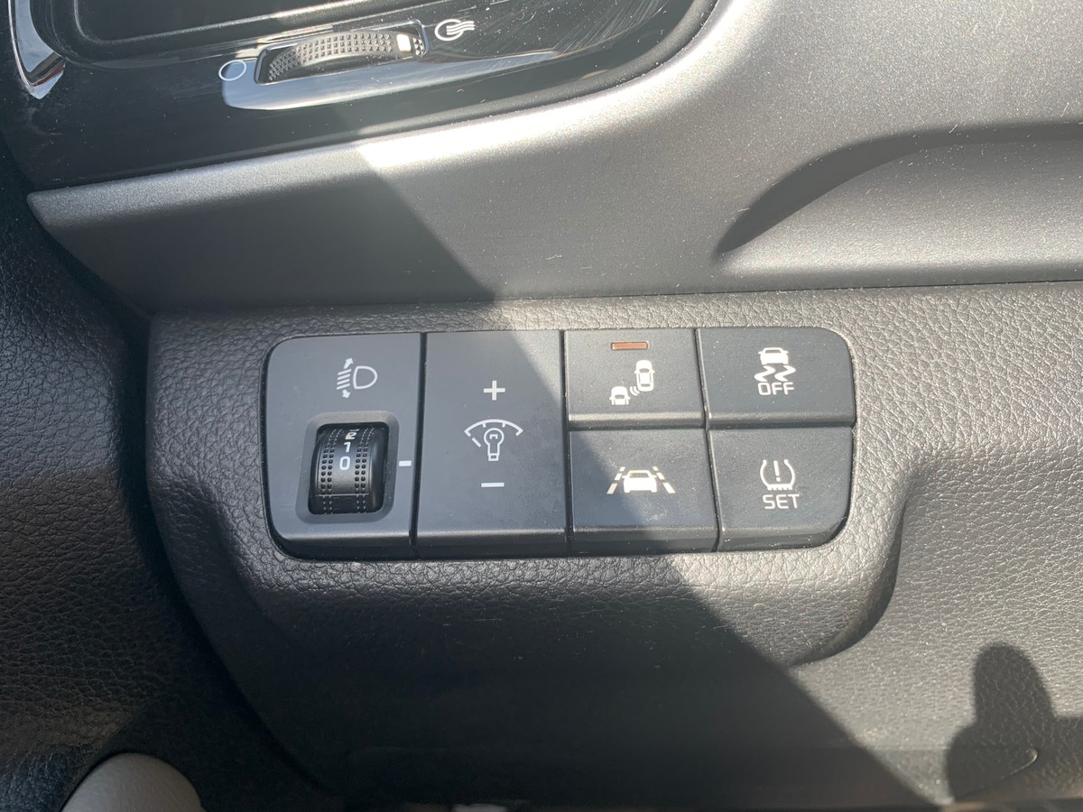 Kia Stonic 120 ch | Premium | Caméra recul | Régulateur vitesse | Apple car Play | Siéges chauffants