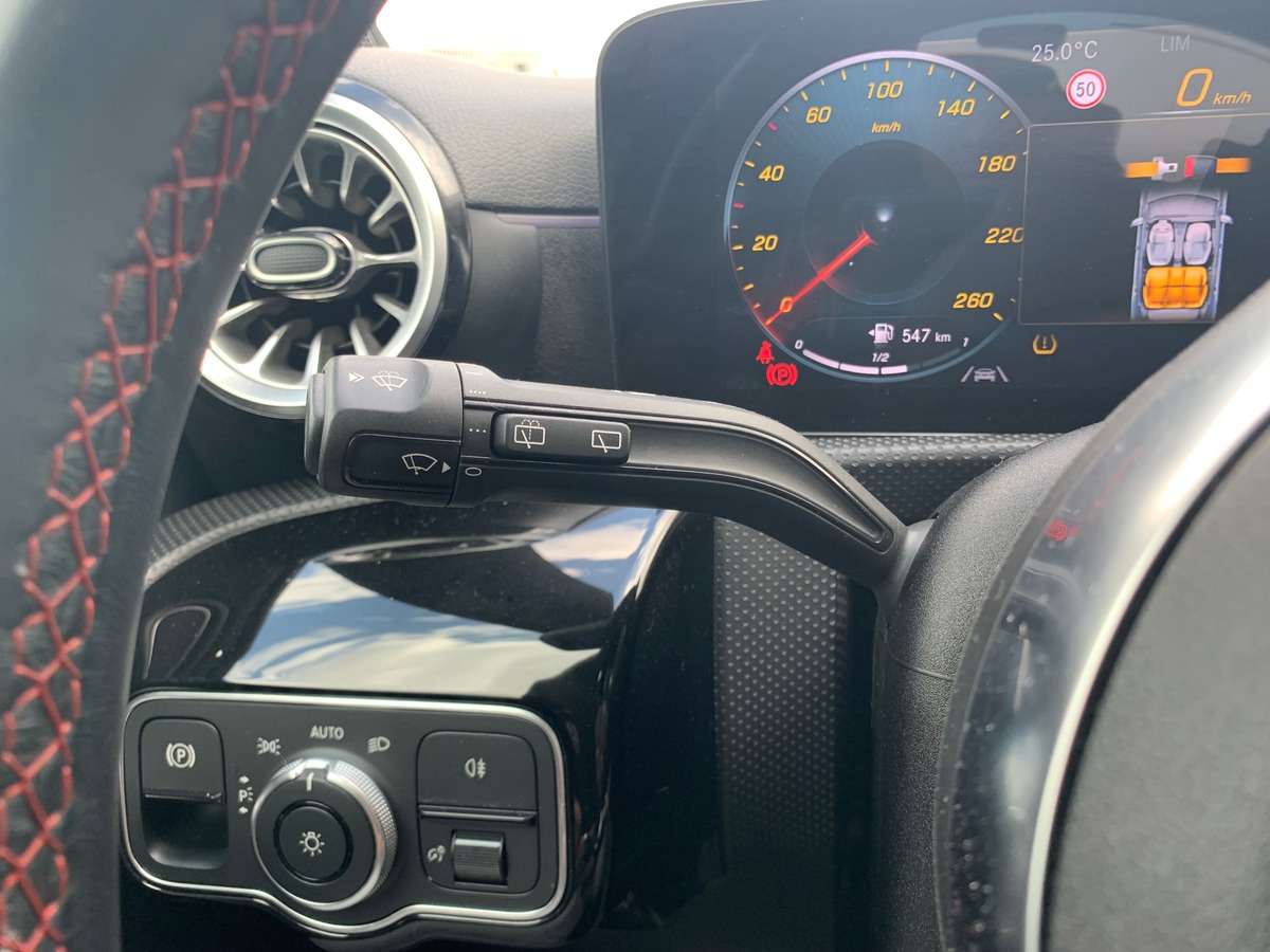 Mercedes-Benz Classe A 150 ch | Amg Line | Eclairage d'ambiance | Siéges chauffants | Caméra recul
