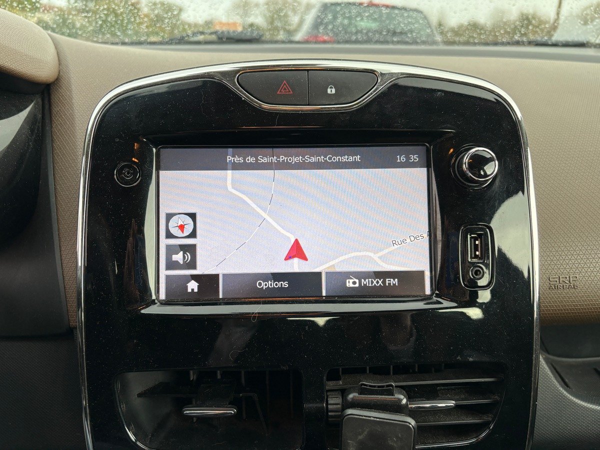 RENAULT Clio iv - 5cv - CHAINE DISTRIBUTION