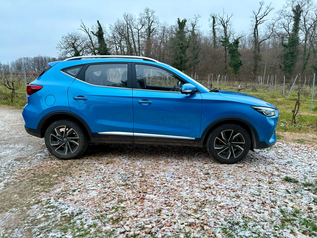 MG ZS 1.5 VTI 106 CH 2WD LUXURY