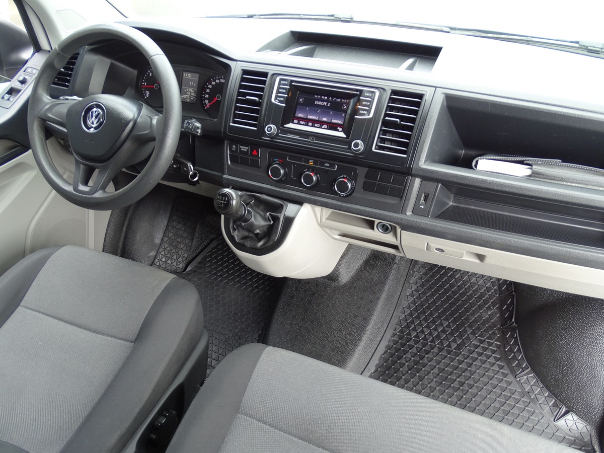 Volkswagen Transporter T6 2.0 TDI L1H1 / TVA RECUPERABLE / BVM5