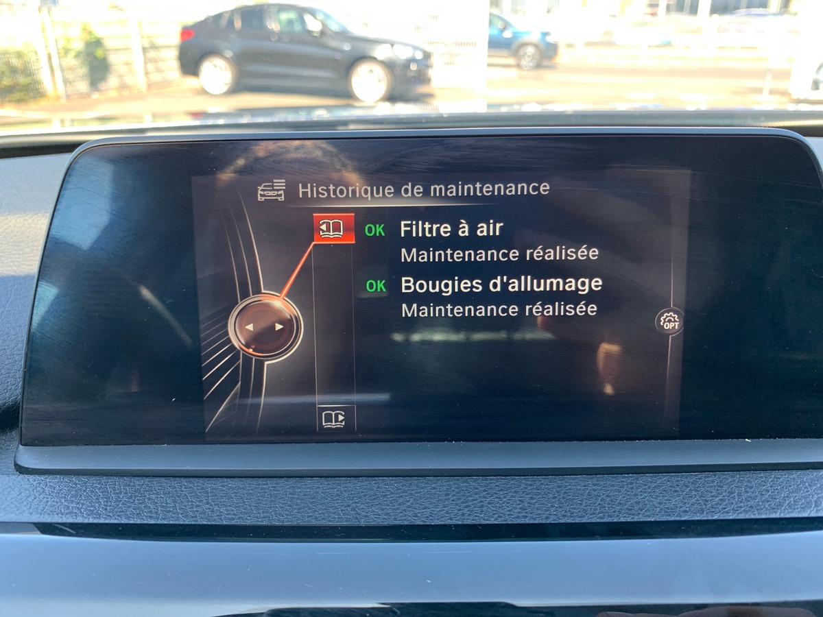 Bmw Série 3 326 | Sport | Régulateur vitesse | GPS | Siéges chauffants | Toit ouvrant | Mode Sport