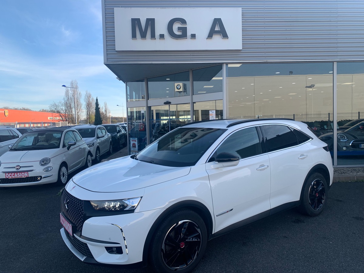 DS DS 7 130 ch | PERFORMANCE LINE + | Caméra de recul | Coffre mains-libres | Sièges électriques