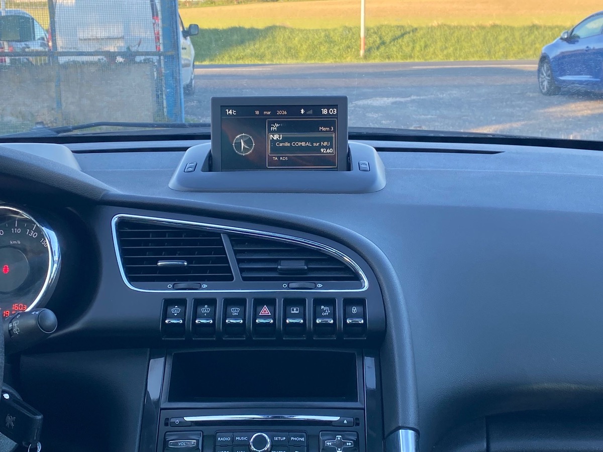 Peugeot 3008 1.6 hdi 115cv