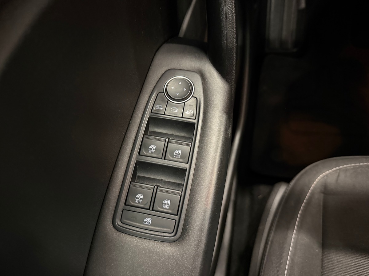 RENAULT Captur dci 115CH EDC Carplay / Camera de Recul