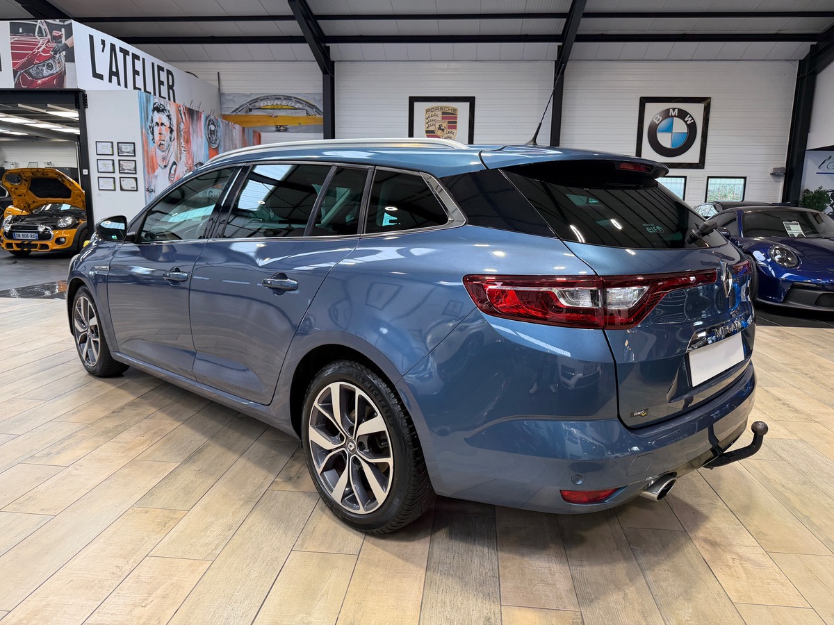 RENAULT Megane Estate IV DCI 130 cv Energy Intens / Attelage / Hifi BOSE / Caméra