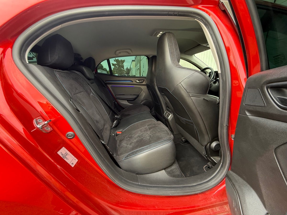 RENAULT Megane IV GT 1.6 TCE 205 EDC7