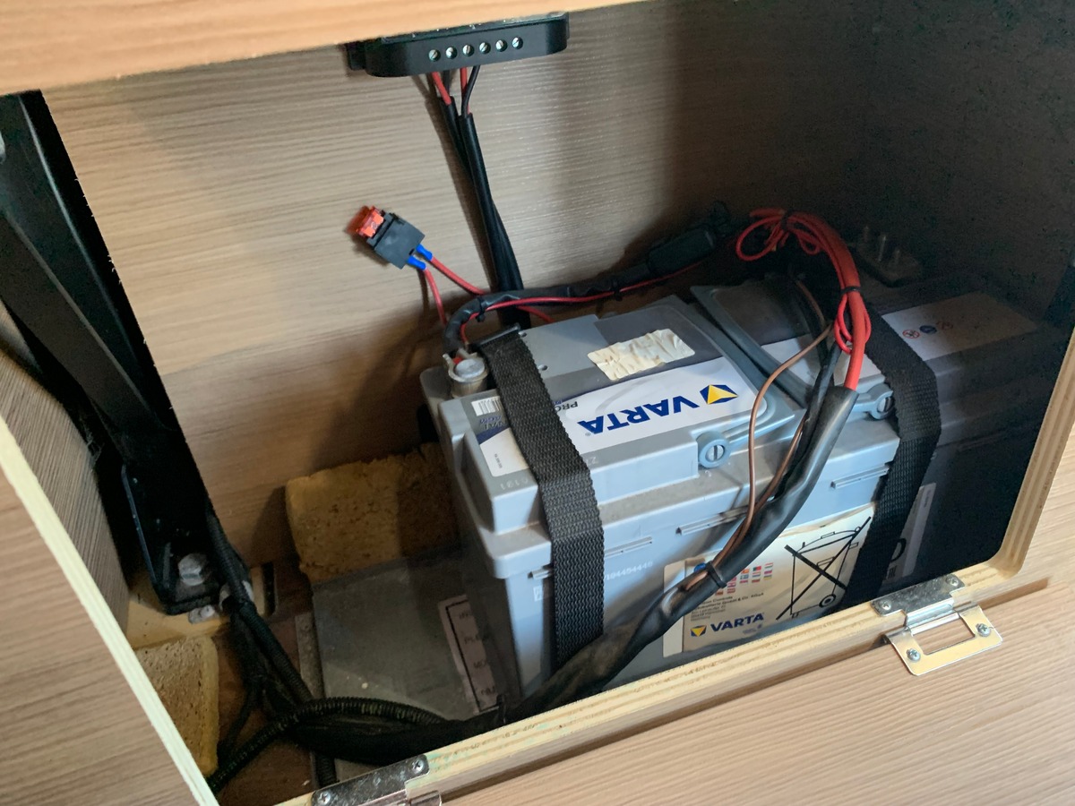 BENIMAR FIAT DUCATO 2L3 JTD BENIVAN 112 130 ch | BENIVAN 112 | Caméra de recul | Attelage | Régulateur vitesse