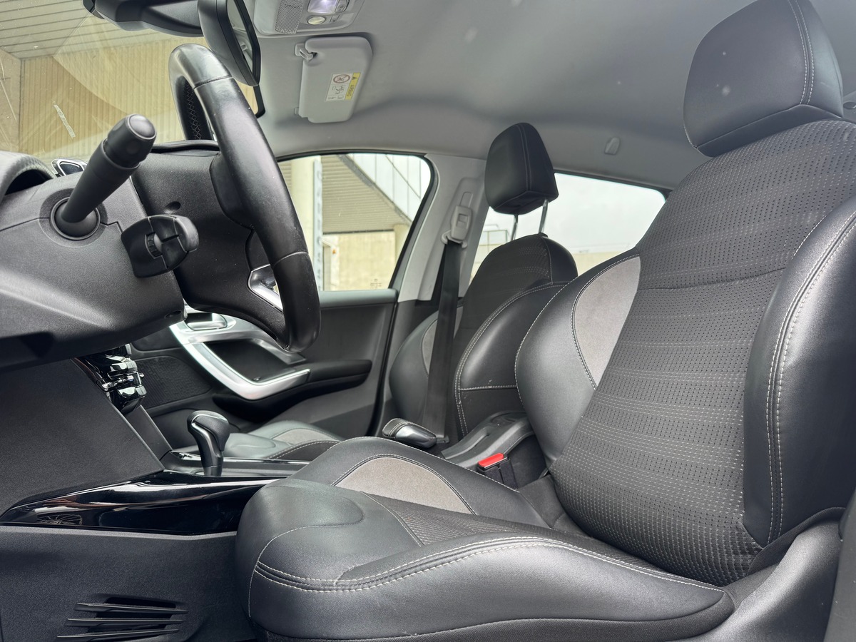 Peugeot 2008 Allure 1.2 THP EAT6 S&S 130 cv Boîte auto