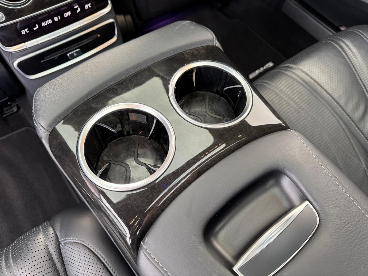 Mercedes-Benz Classe S 63 AMG - Pack VIP - Entretiens Mercedes