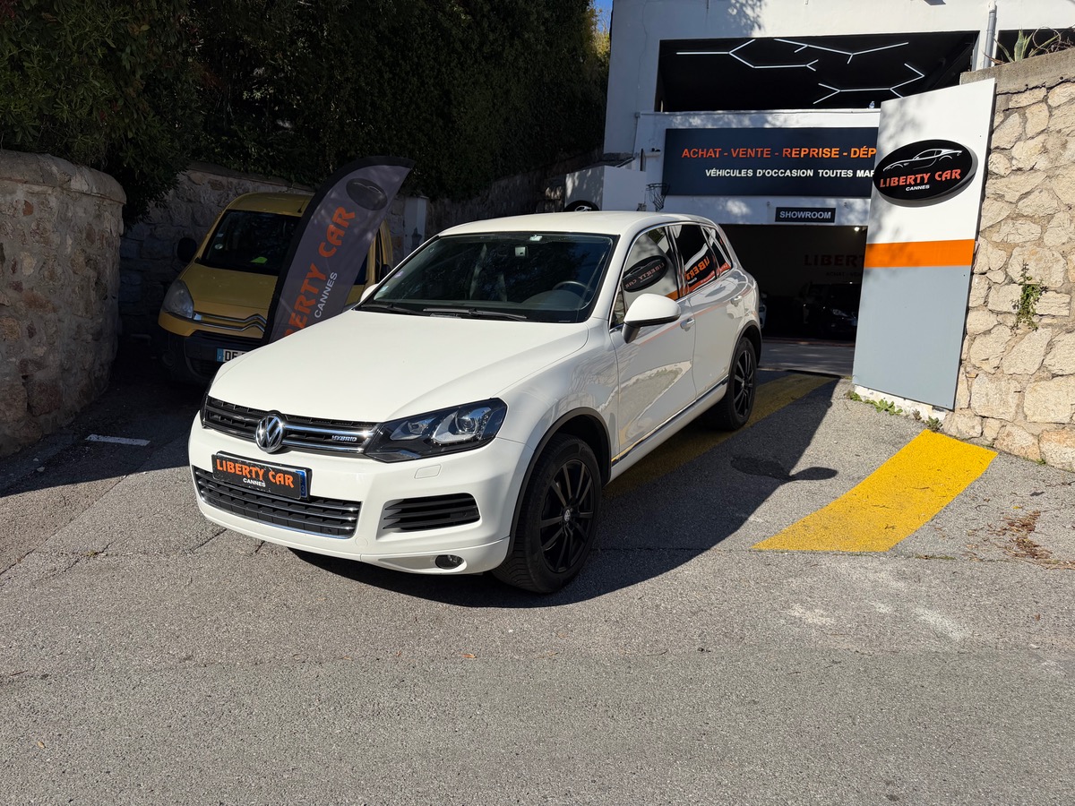 Volkswagen Touareg 3.0 TSI V6 379 CV Hybrid / Jantes Noires / Gps / Carat Edition