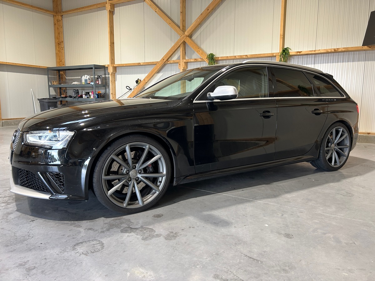 Audi RS4 4.2 TFSi V8 32V TS-Tronic 450 cv - Garantie