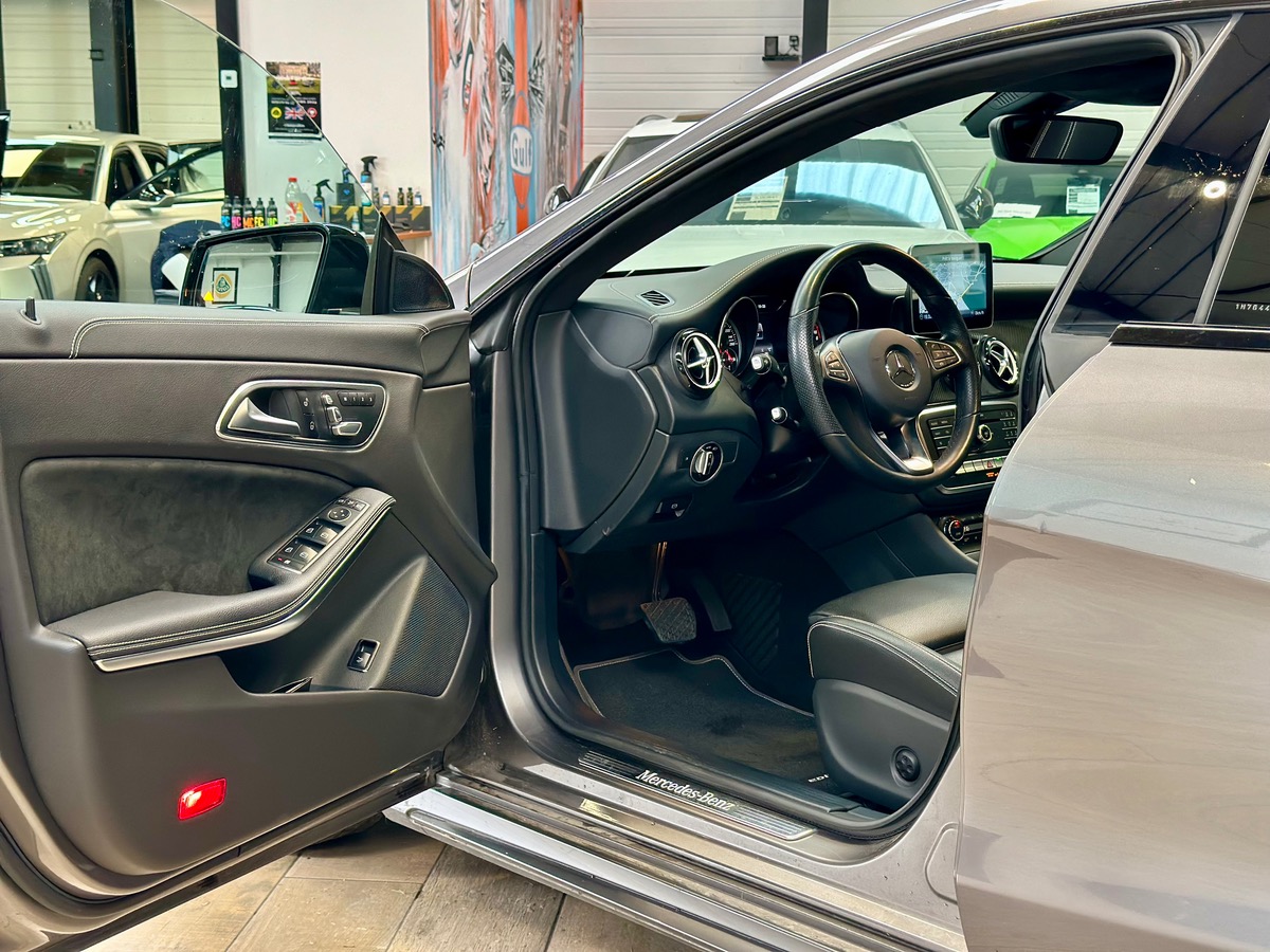 Mercedes-Benz CLA (2) 200d 2.1 136 Starlight Edition 7G-DCT 1° Main Options+++ c