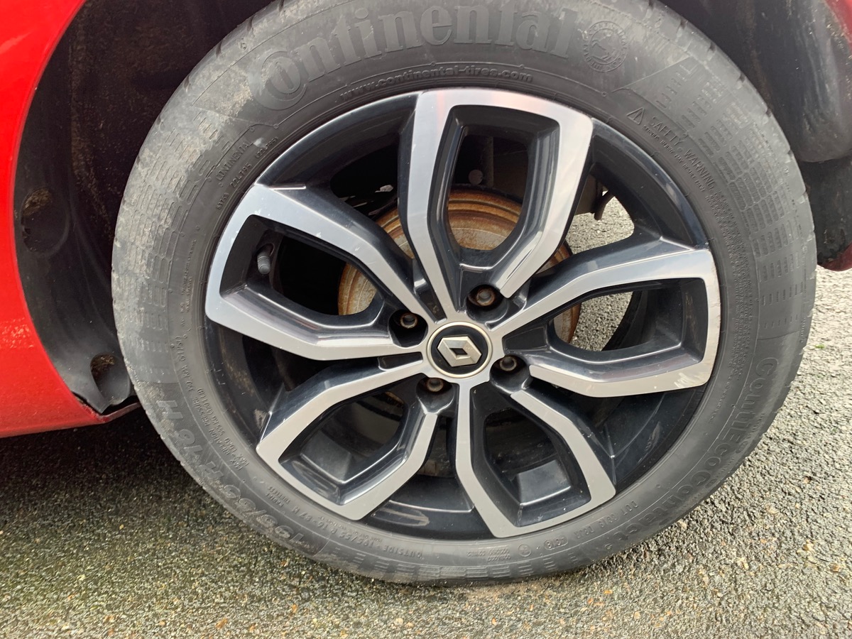 RENAULT Clio IV 90 ch | LIMITED | Phase 2 | GPS | Régulateur de vitesse | Feux LED | Isofix