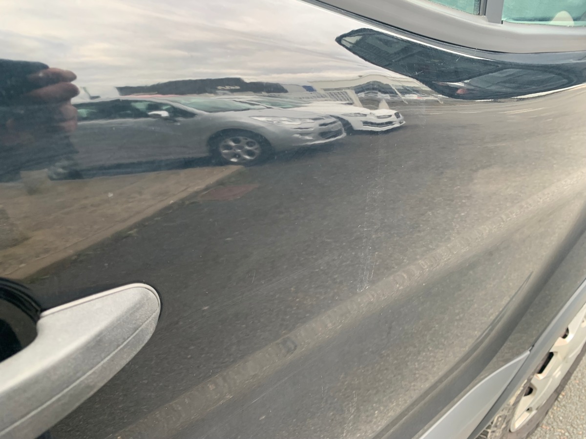 Ford TRANSIT 155 | Trend | Kit mains-libres Bluetooth | 1 Porte latérale coulissante | Climatisation