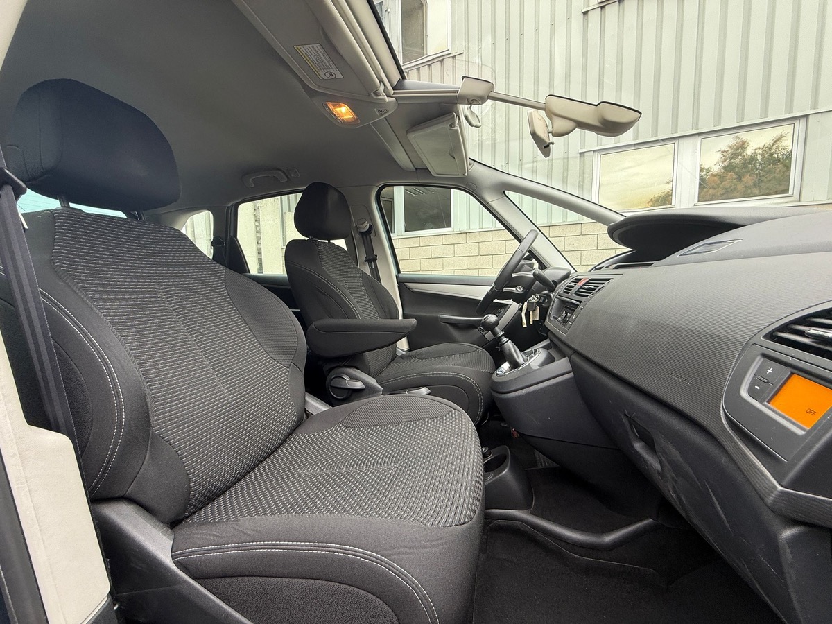 Citroën C4 Picasso 1.6 HDI 112 CV exclusives 1er main 4X sans frait