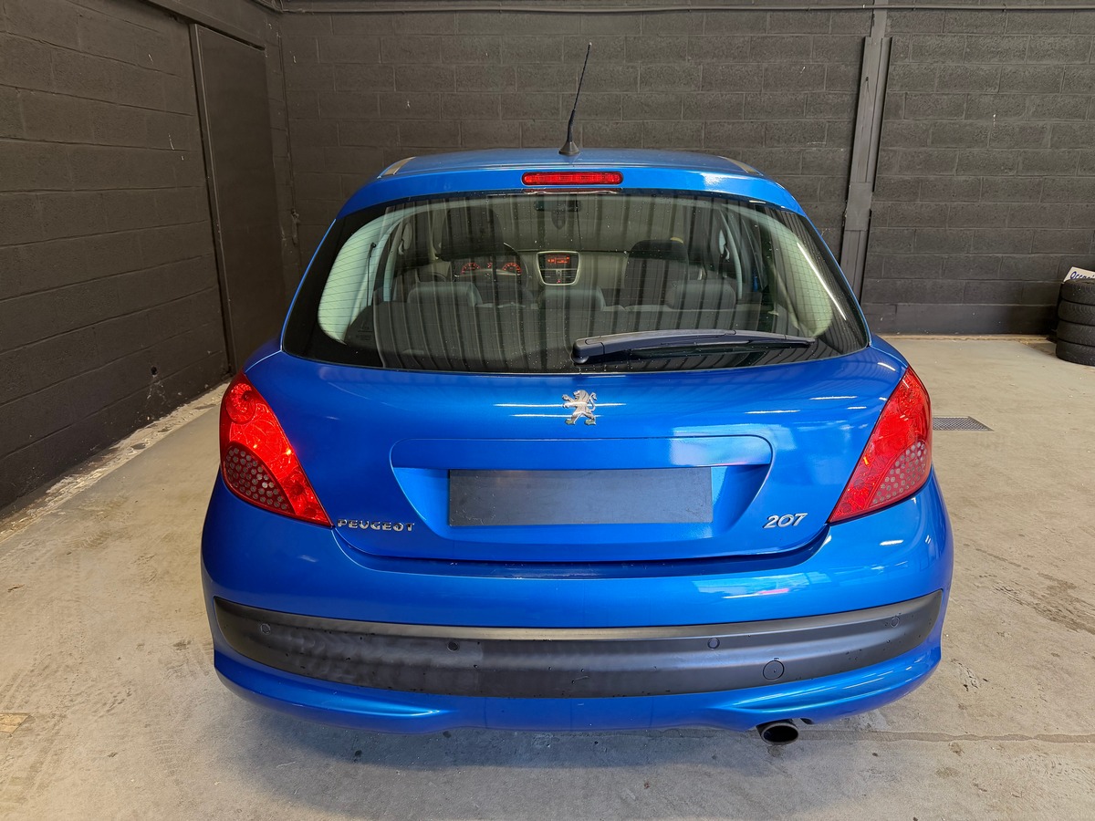 Peugeot 207 1.6 VTI 120CH Premium Pack / 5 portes / Clim auto