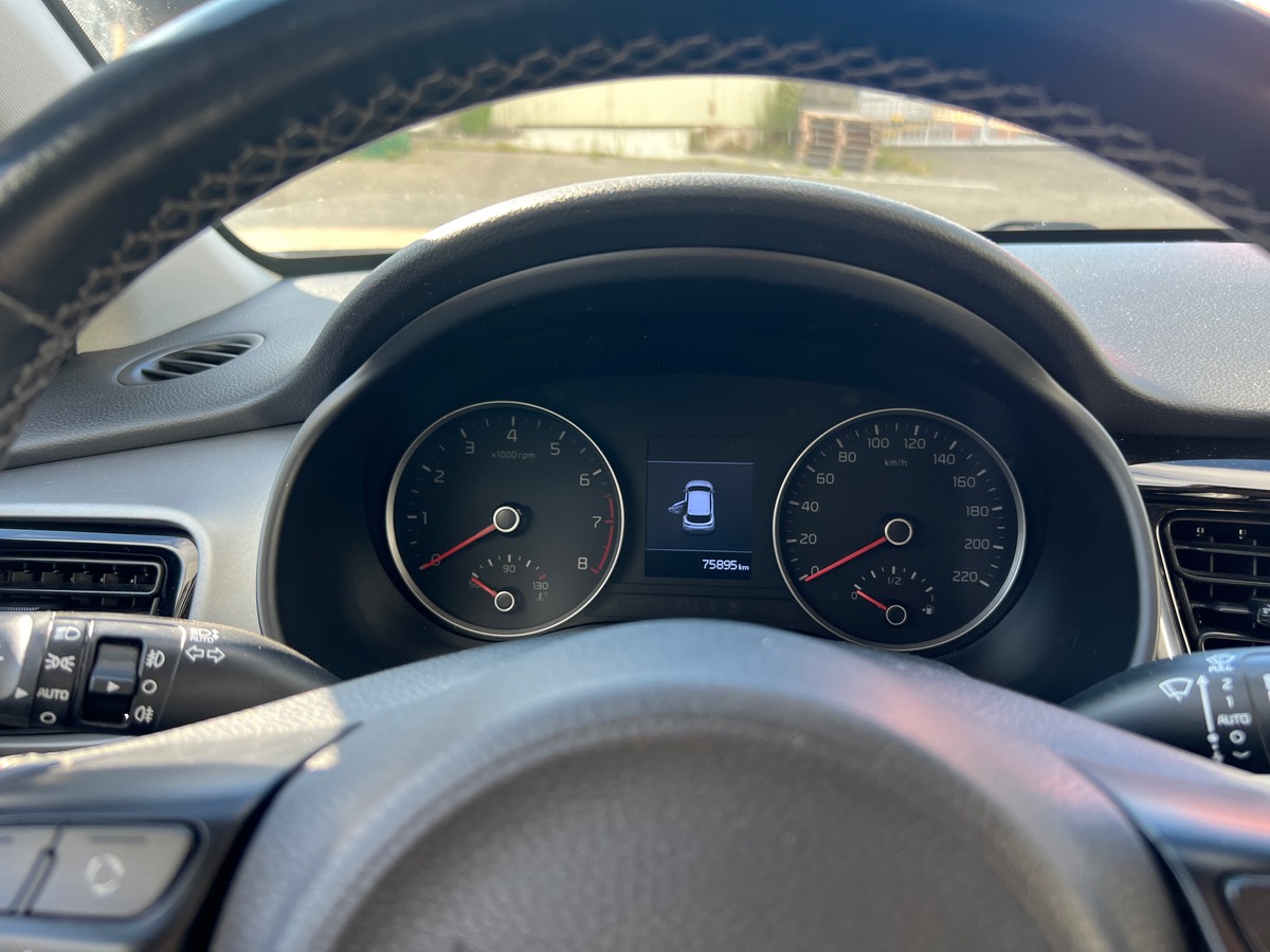 Kia Stonic Premium T-GDI 120cv DCT7, SUIVI COMPLET KIA, SIEGES CHAUFFANTS, CARPLAY