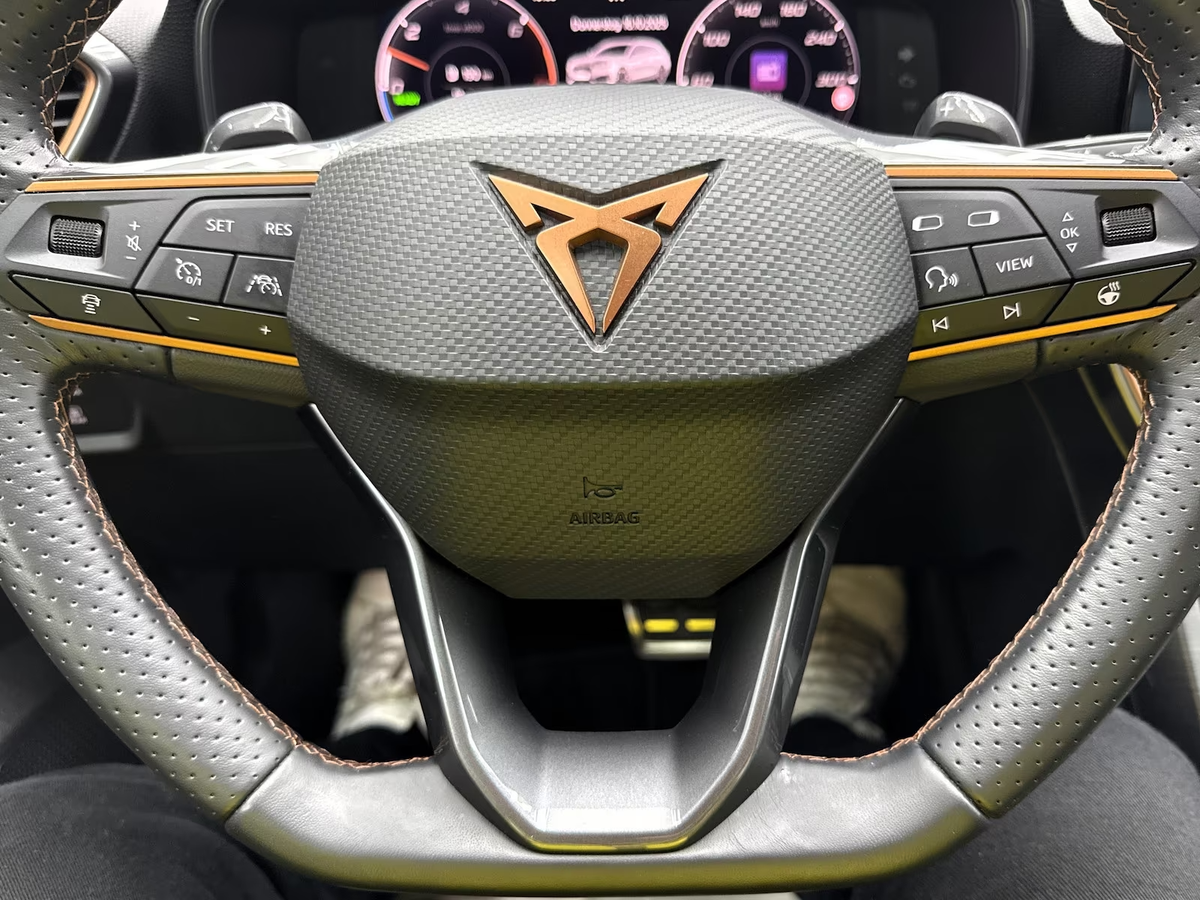 Cupra Leon ST 1.4 e-Hybrid 204ch V DSG6/Beats/Matrix/Pack Drive XL