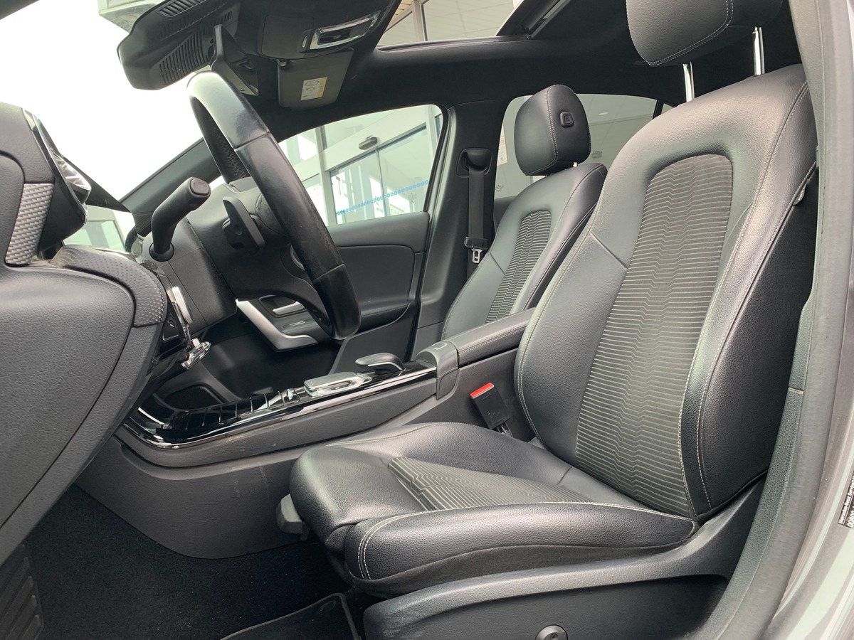 Mercedes-Benz Classe A 116 ch | Progressive line | Pack Sport Black | Pack Premium Plus | Toit pano
