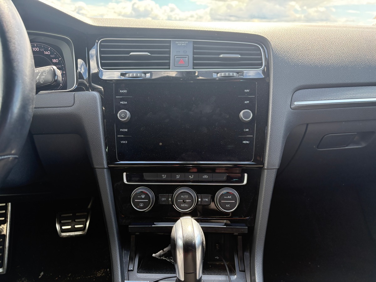 Volkswagen Golf VII Phase 2 GTE 1.4 TSI 16V 204 Hybrid DSG6