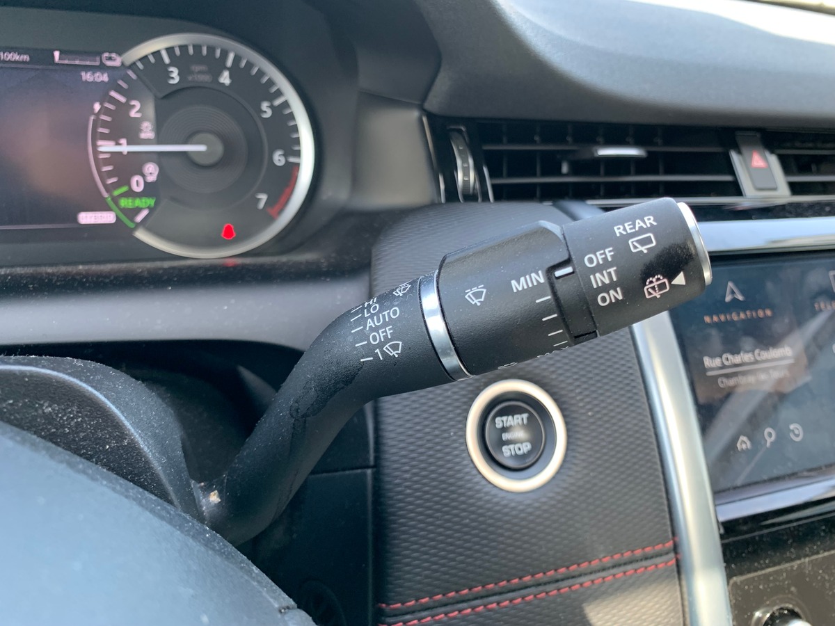 Land-Rover Discovery Sport L550 | P300e | PHEV | Toit panoramique | Caméra recul | Apple car play