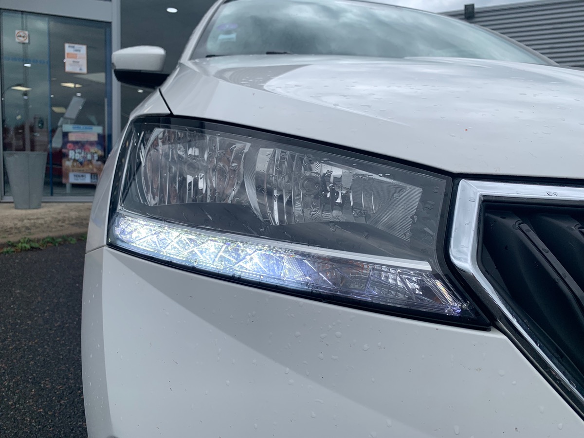 Skoda Fabia 60 ch | Business | GPS | Bluetooth | Radars de stationnement | Régulateur de vitesse