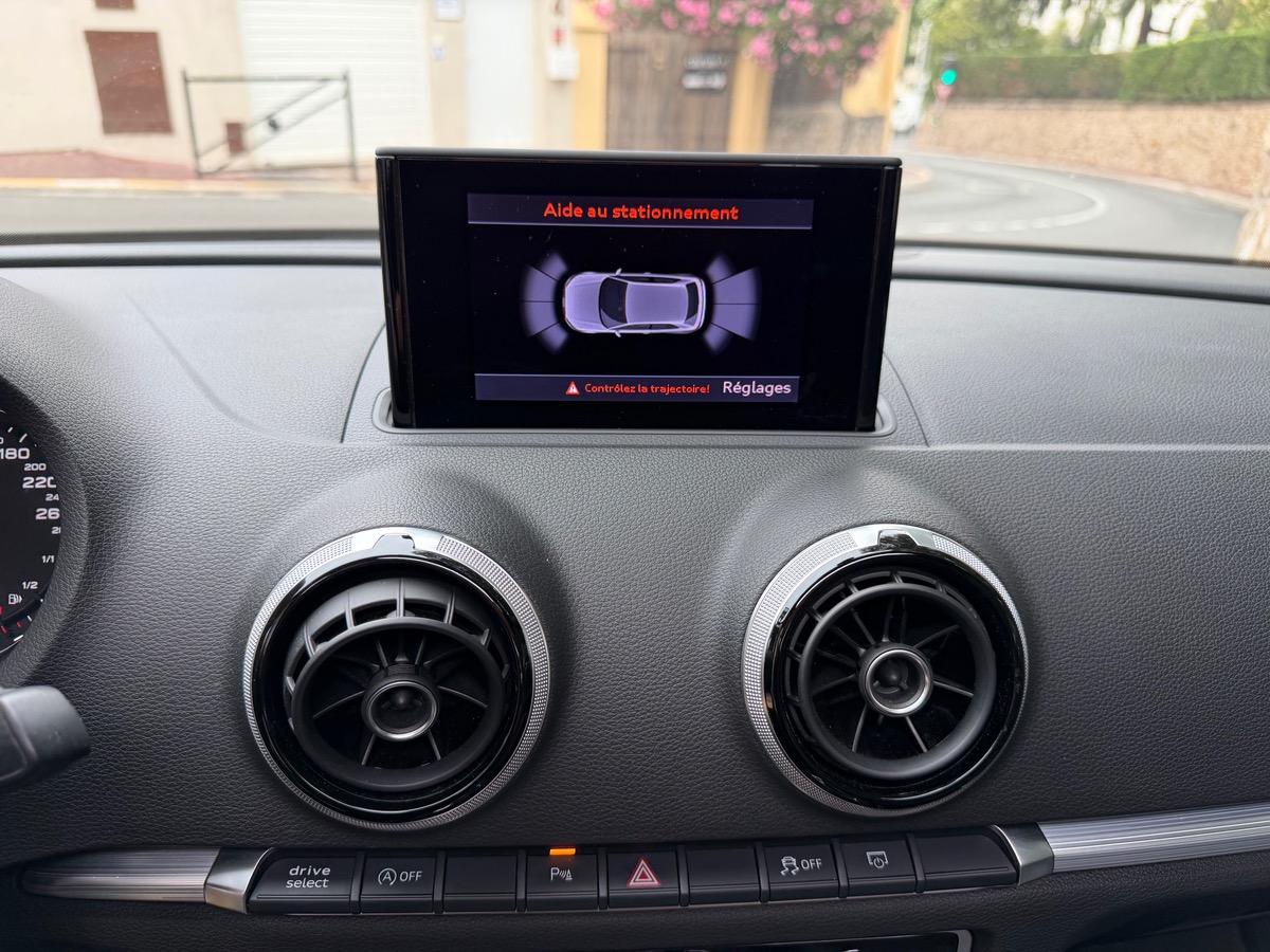 Audi A3 1.8 TFSI 180 CV / S-Tronic7  /Toit Ouvrant / Jantes S Line / Interieur Cuir Alcantara/GPS