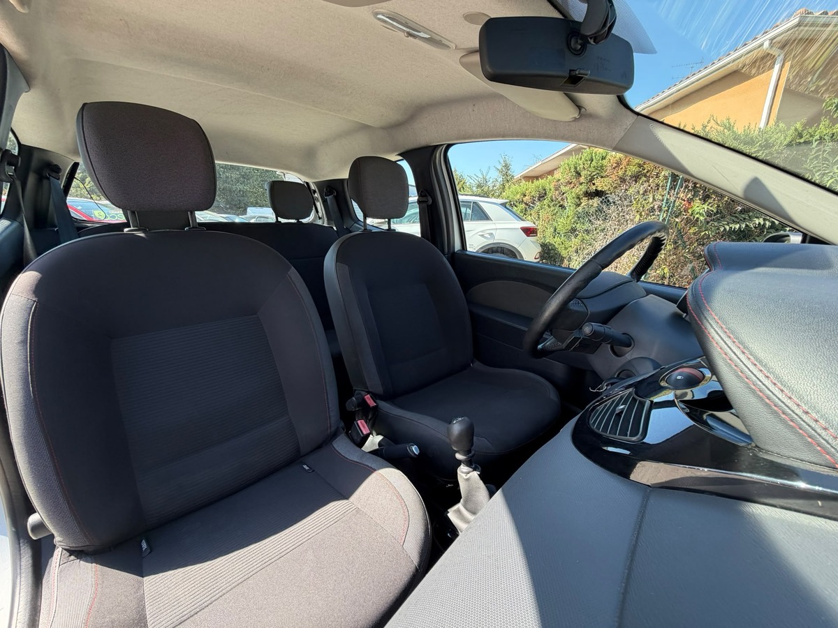 RENAULT Twingo ii 1.2