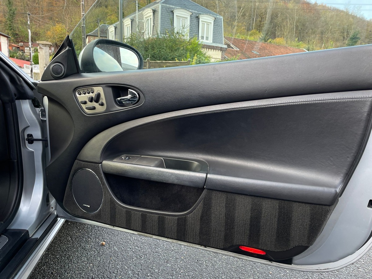 Jaguar XK V8 4.2