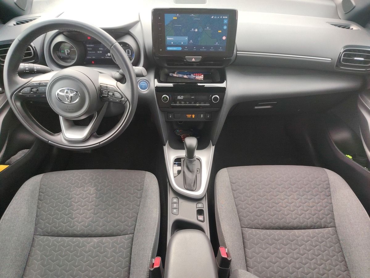 Toyota Yaris Cross DESIGN PACK CARGO