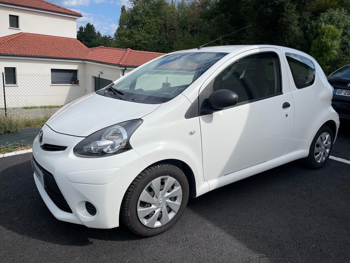 Toyota Aygo Active 3 portes 1.1 VVTi (68 ch)