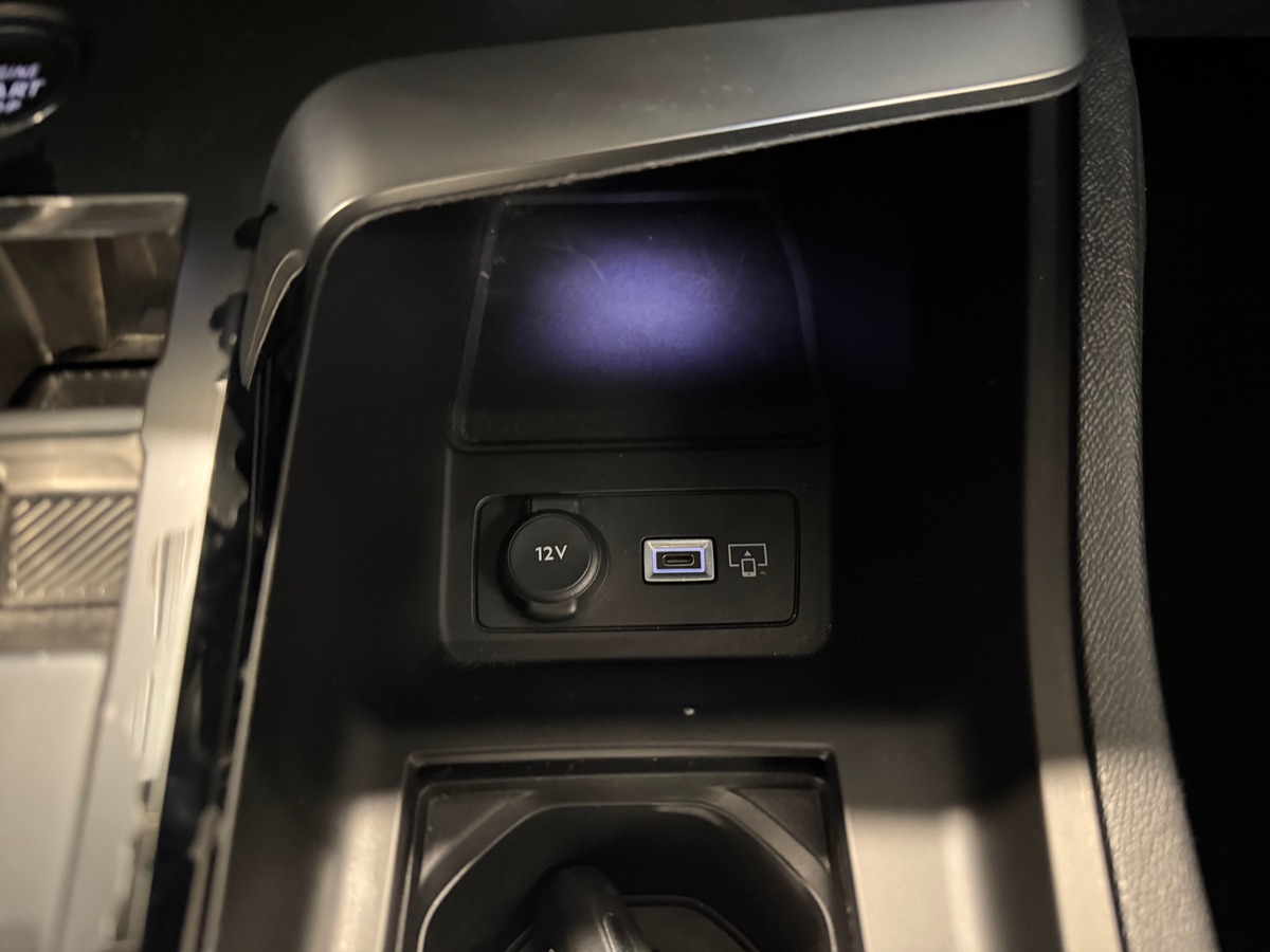 Peugeot 308 SW Break 1.5 hdi 131ch Carplay / Android
