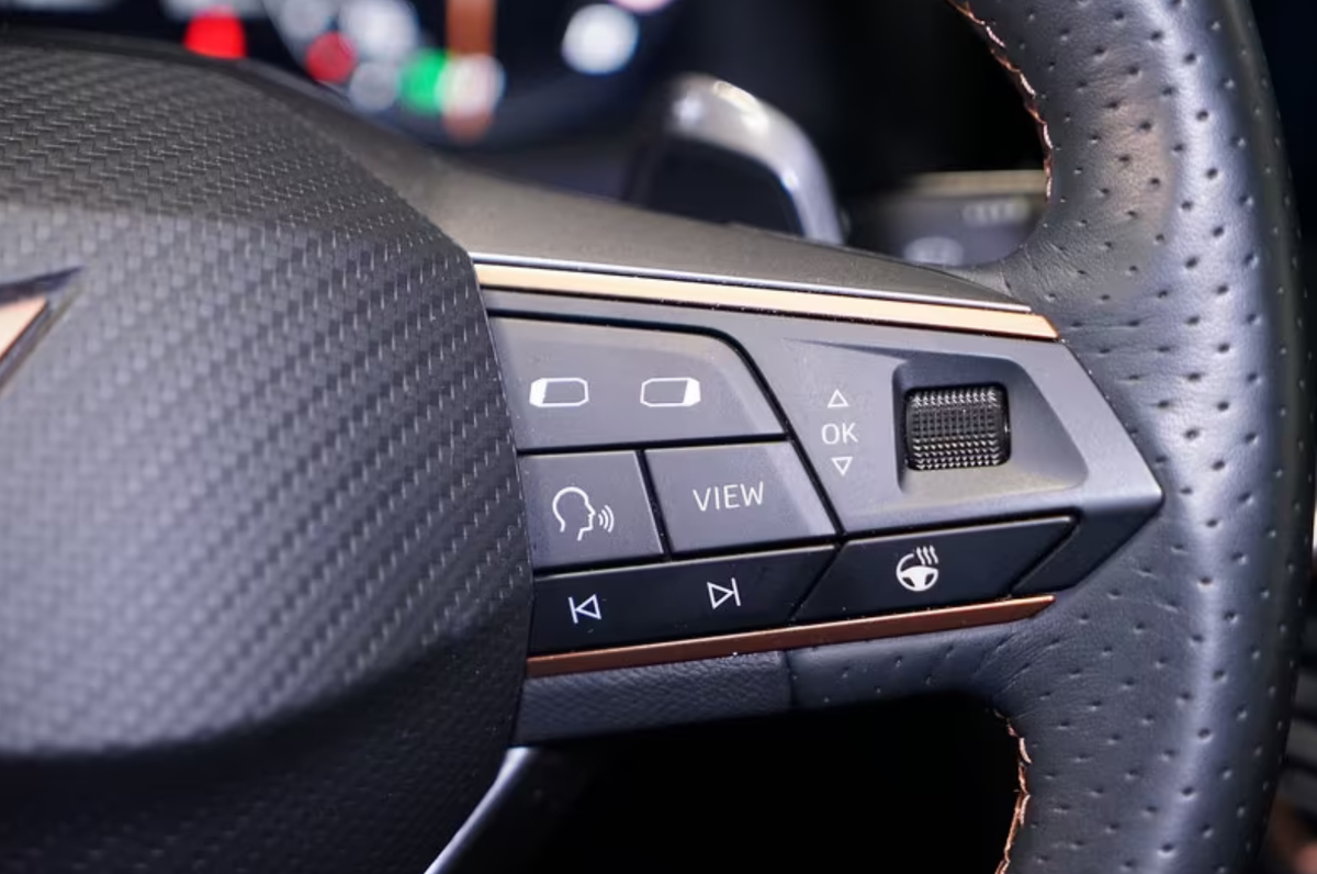 Cupra Formentor 1.4 e-HYBRID 245ch VZ DSG6 Attelage