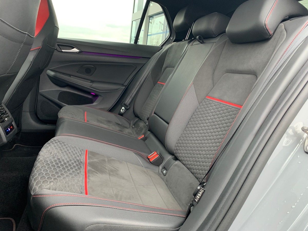 Volkswagen Golf GTI 300 ch | Clubsport | Caméra de recul | Phares de route adaptatifs, directionnels
