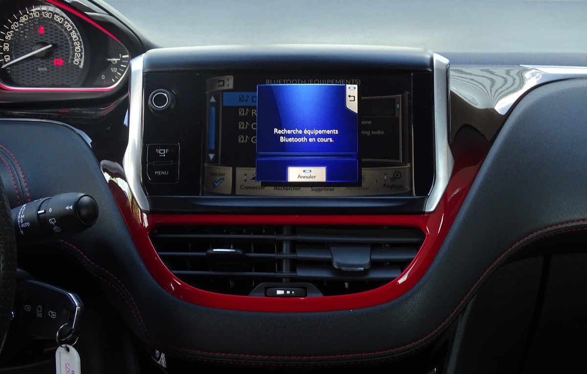 Peugeot 208 1.6 GTI 200ch BVM6