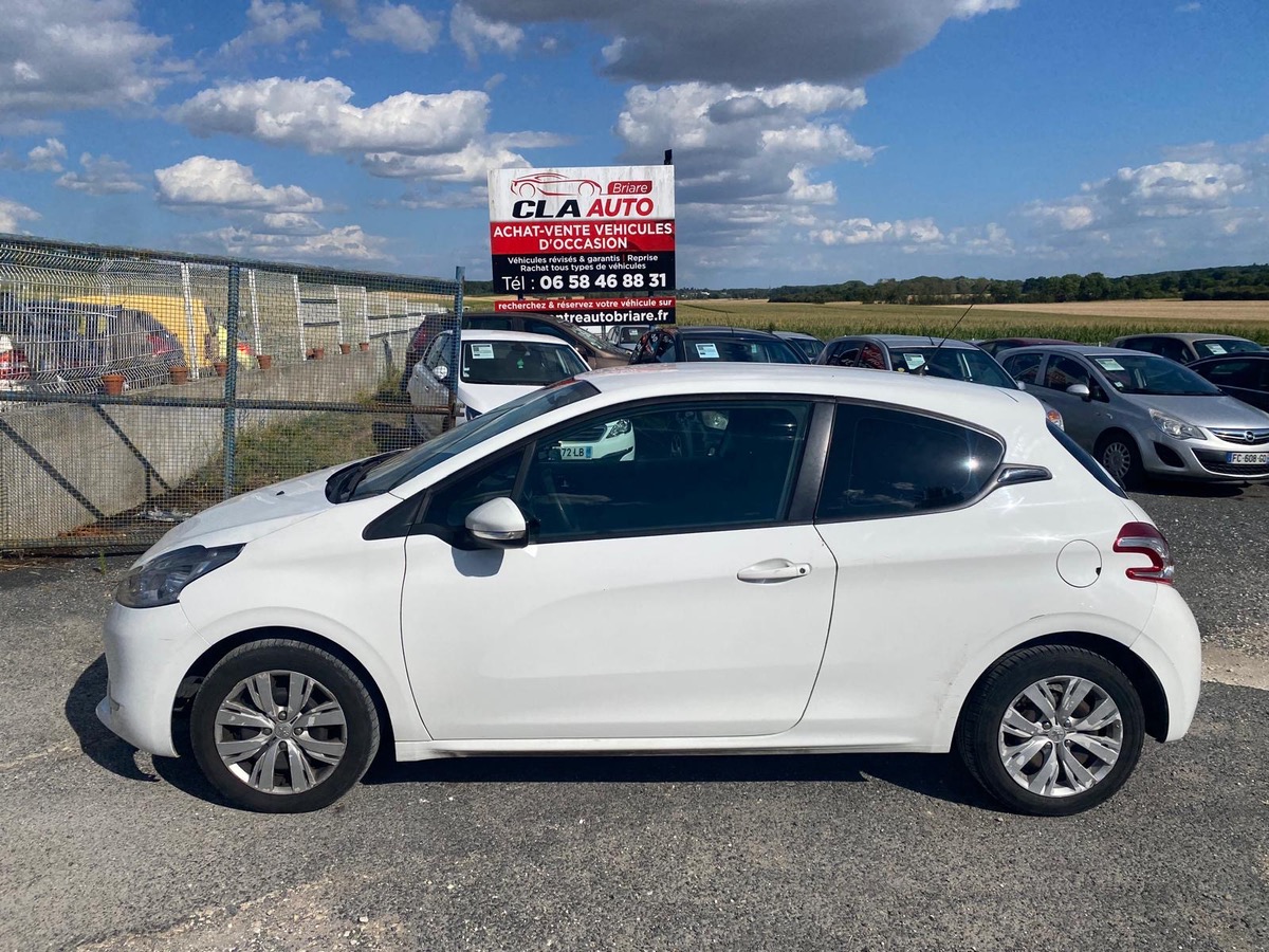 Peugeot 208 1.4 hdi 70cv