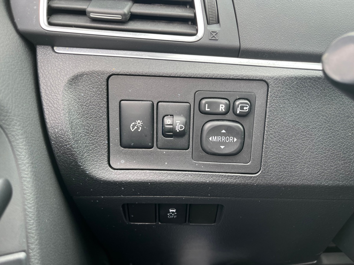 Toyota Verso Phase 2 1.6 D-4D 112 CH DYNAMIC 1° MAIN