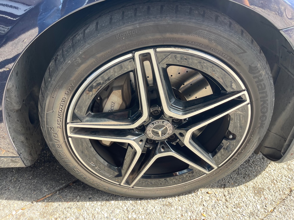 Mercedes Benz CLASSE E 350 e 320 CV / AMG Line / Toit Ouvrant / Phase 2