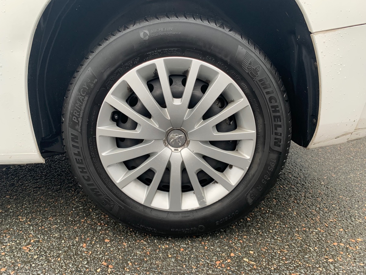 Peugeot Partner 100 ch | PREMIUM | Régulateur de vitesse | Radar de recul | Climatisation | 3 places