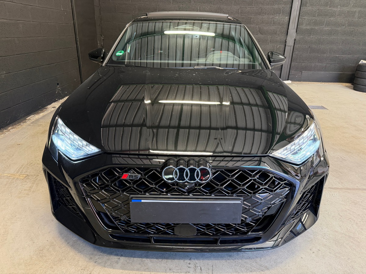 Audi RS3 Sportback 8Y2 Facelift 2.5 TFSI 400ch Quattro BAQUETS CARBONE / TOIT OUVRANT / SONOS 3D