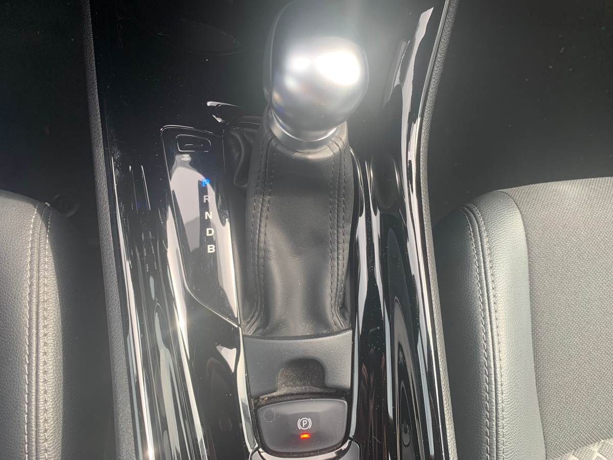 Toyota C-HR 122 chevaux | Design | Caméra de recul | Régulateur de vitesse | GPS | Hybrid essence