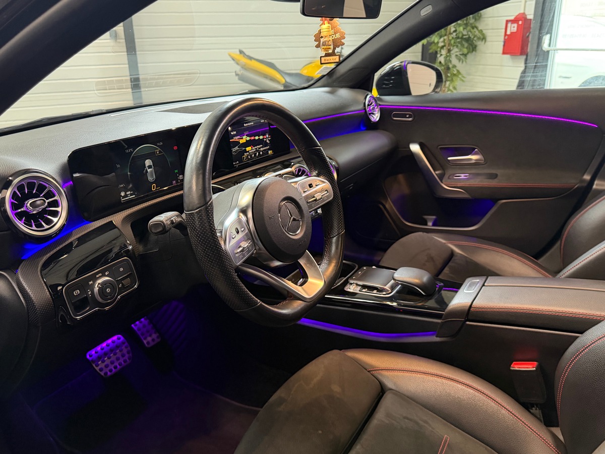 Mercedes Benz Classe A 220D AMG LINE 8G DCT