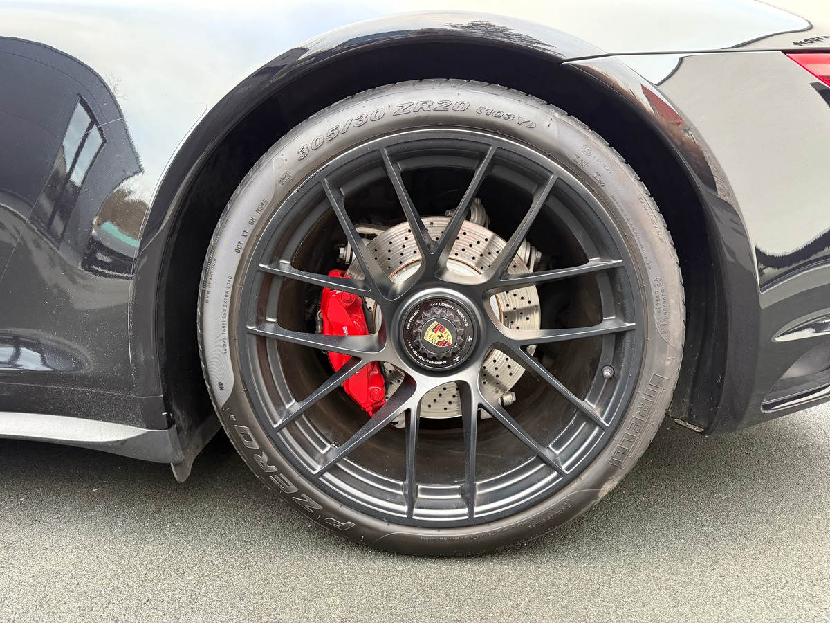 Porsche 911 TYPE 991 COUPE GTS 450 CH / CARNET / 61296 KMS