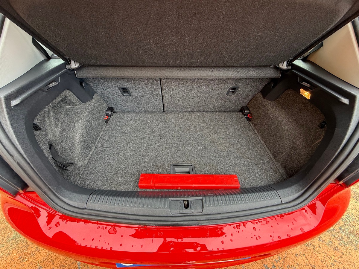 Volkswagen Polo V 1.4 i 85 CH